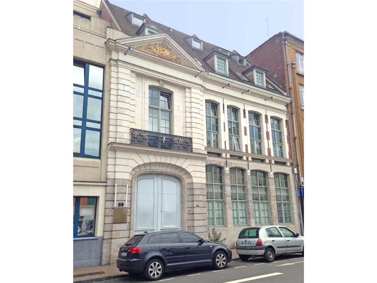 CBRE vous propose à la location une surface de 43