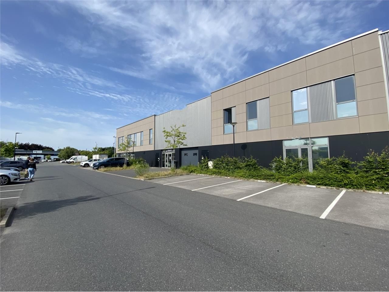 CBRE Lille vous propose à la location, une très b