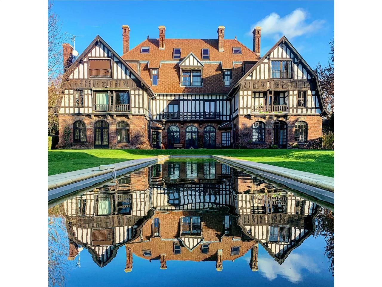 Situés rue du Triez à Wasquehal, au sein d'un bât