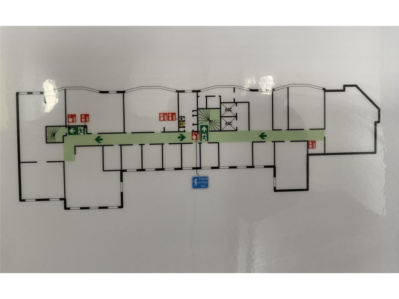 Vente bureaux 1101 m² divisibles à partir de 527 m²