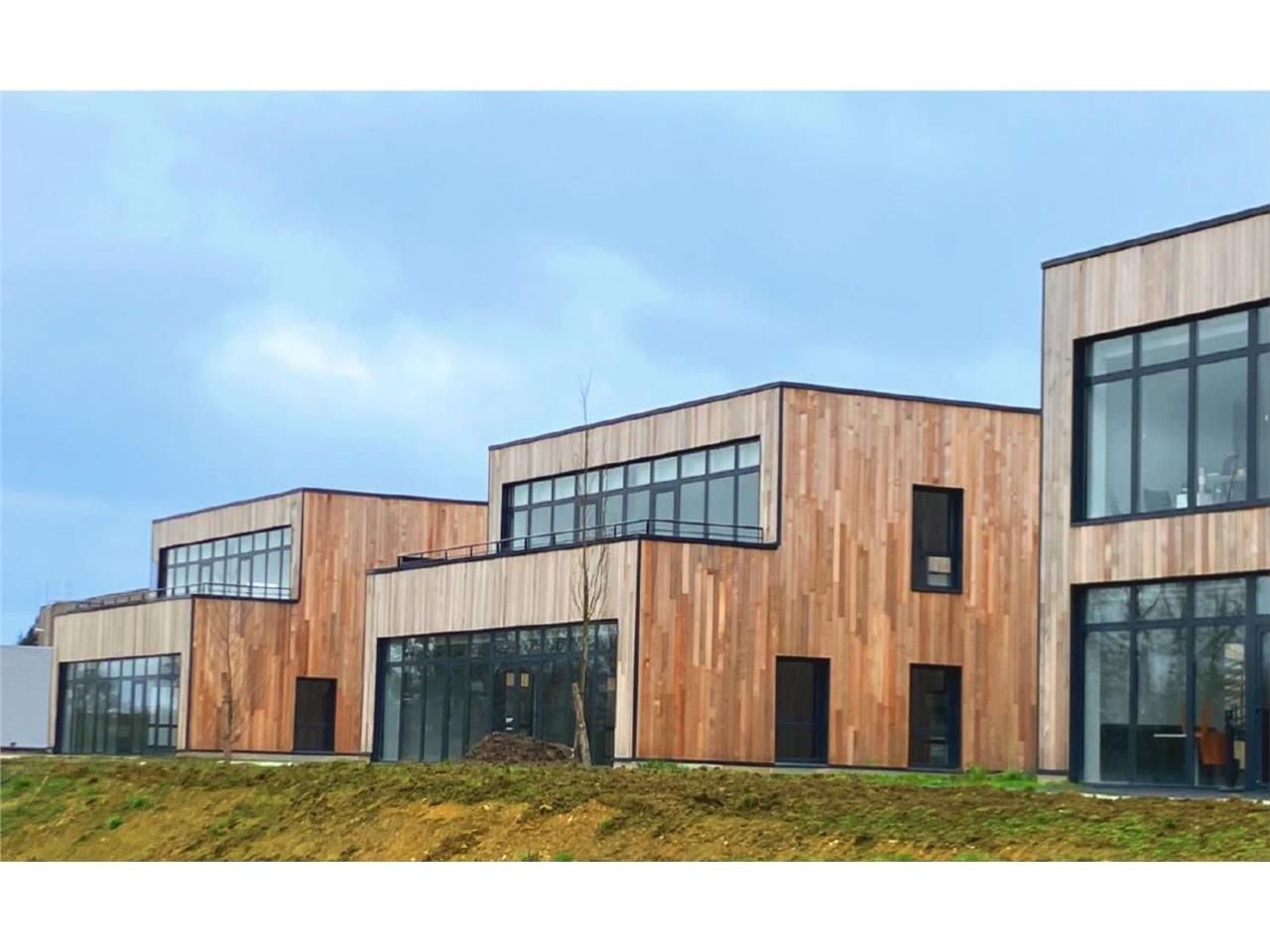 CBRE a le plaisir de vous présenter, un parc tert