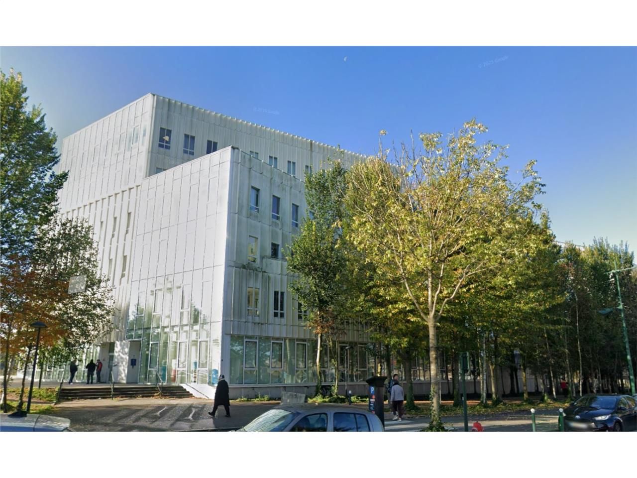 CBRE vous propose à la location cette surface de 