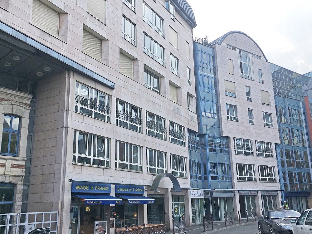 CBRE vous propose à la location, un plateau de bu