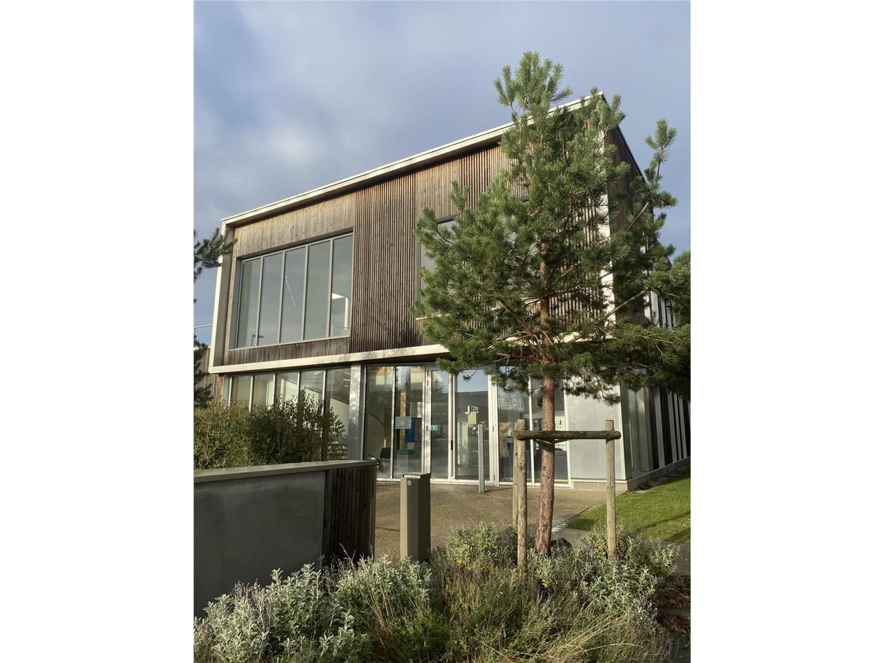 CBRE Lille vous propose à la location, ce très be