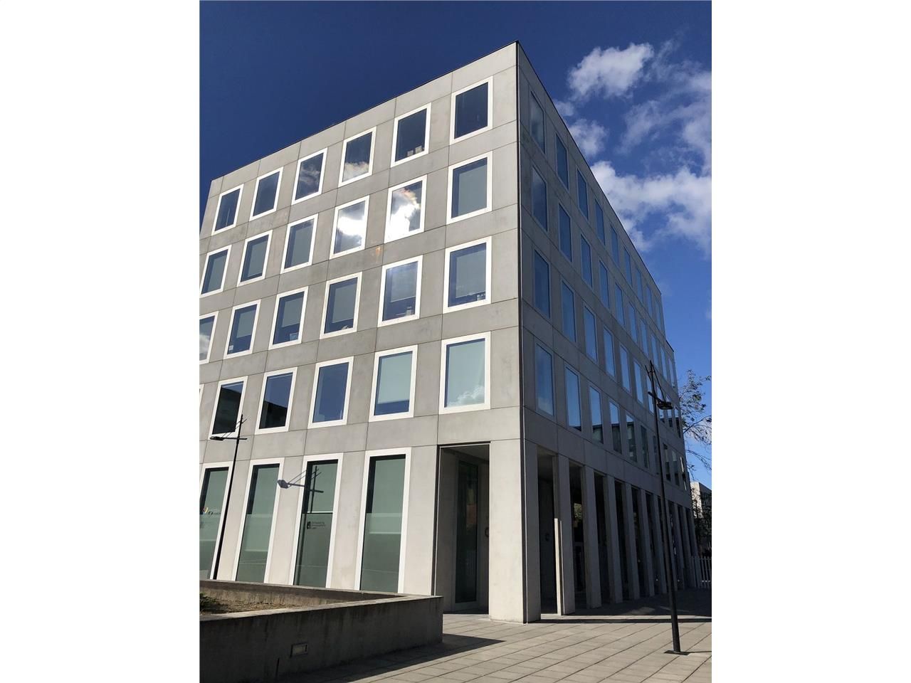 Situé à l'entrée d'Euratechnologies, cet immeuble