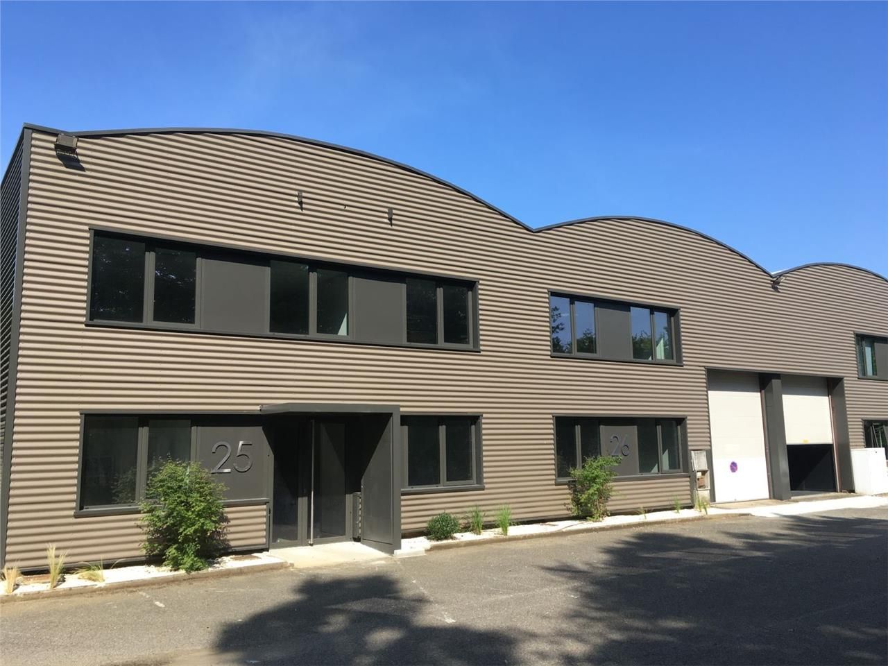 CBRE vous propose à la location 2 lots disponible