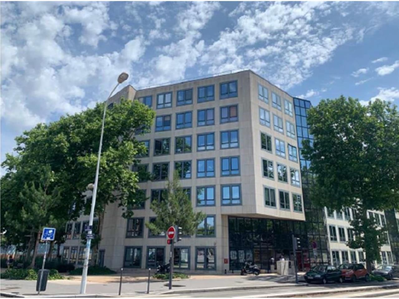 Située à proximité immédiate des transports en co