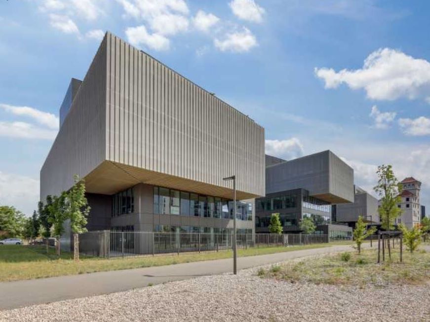 Situé entre la Part Dieu et Carré de soie, SADENA