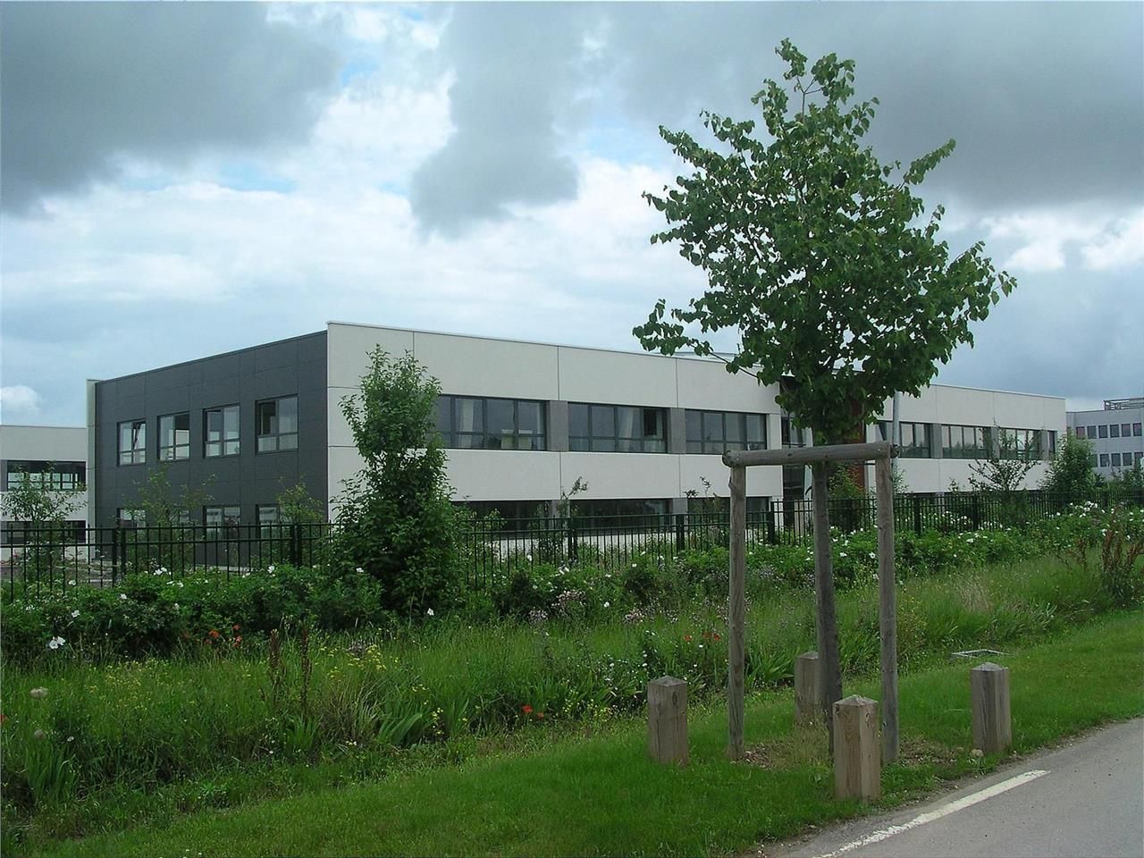 A louer différentes surfaces de bureaux situées d