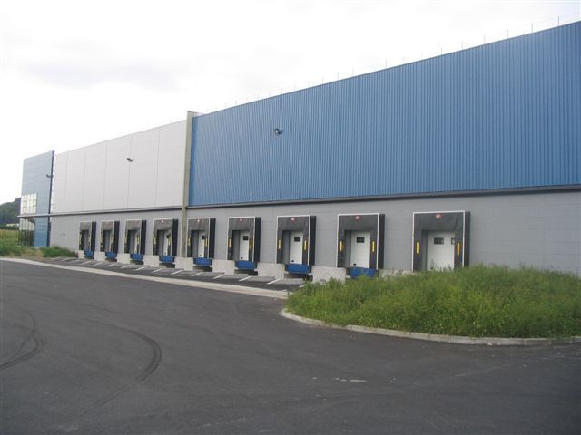 A LOUER - LOGISTIQUE URBAINE - Au Sud-Est de Lyon