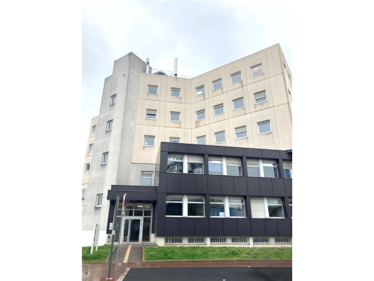 Dans un immeuble idéalement situé à 5 min à pied 