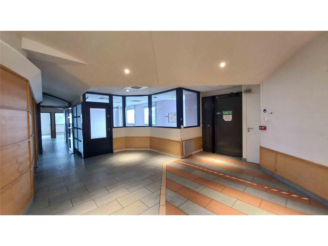 Dans un immeuble idéalement situé à 5 min à pied 