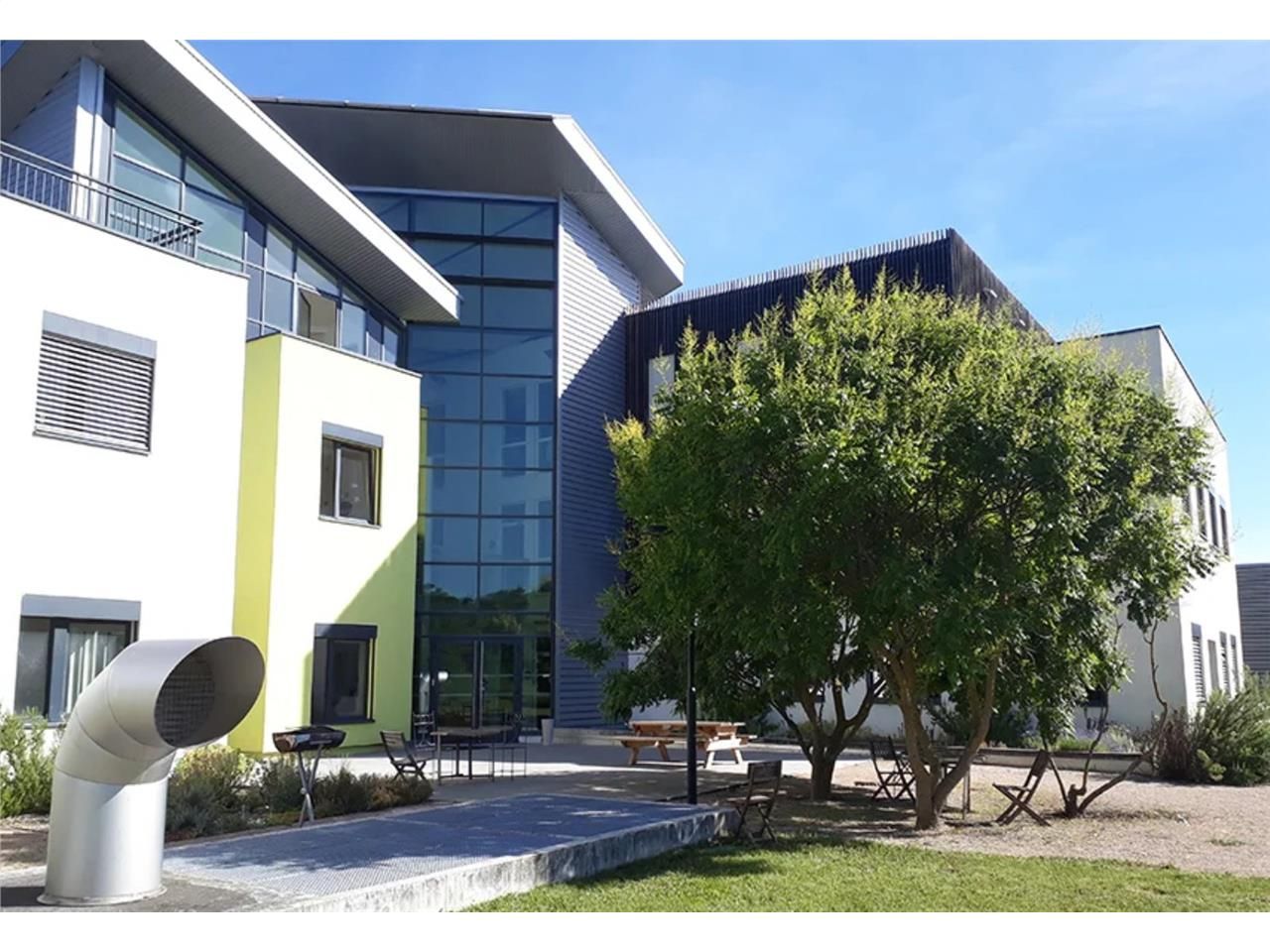 CBRE vous propose des locaux à l'achat, en plein 