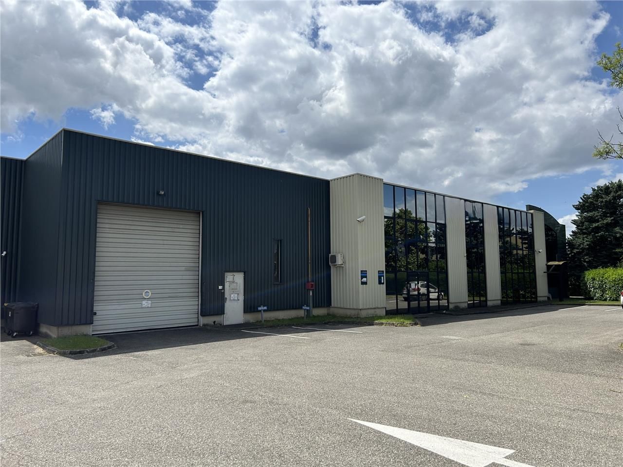 CBRE Lyon vous propose de venir découvrir ce bâti