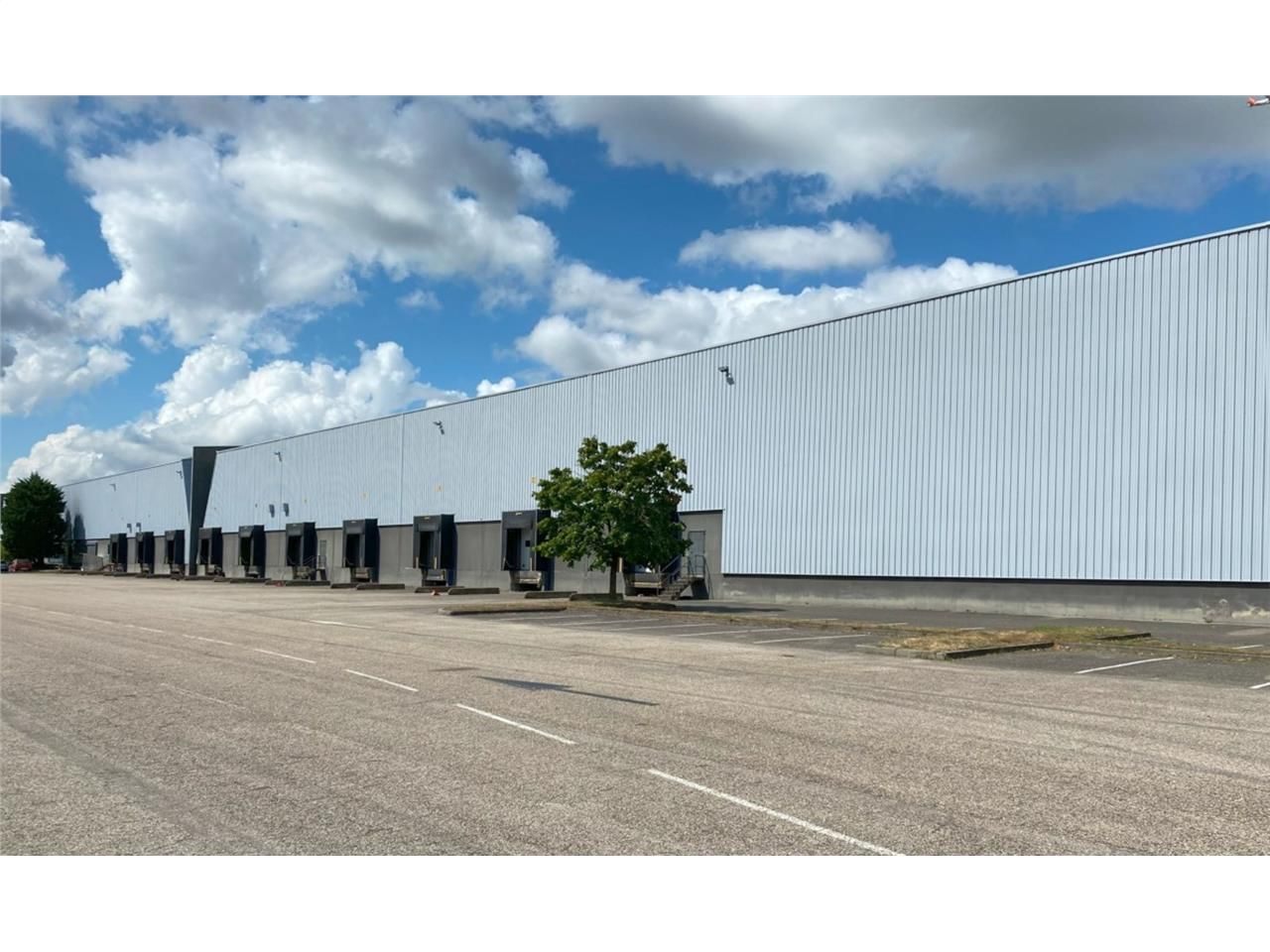 Au Sud-Est de Lyon, au coeur de la zone logistiqu