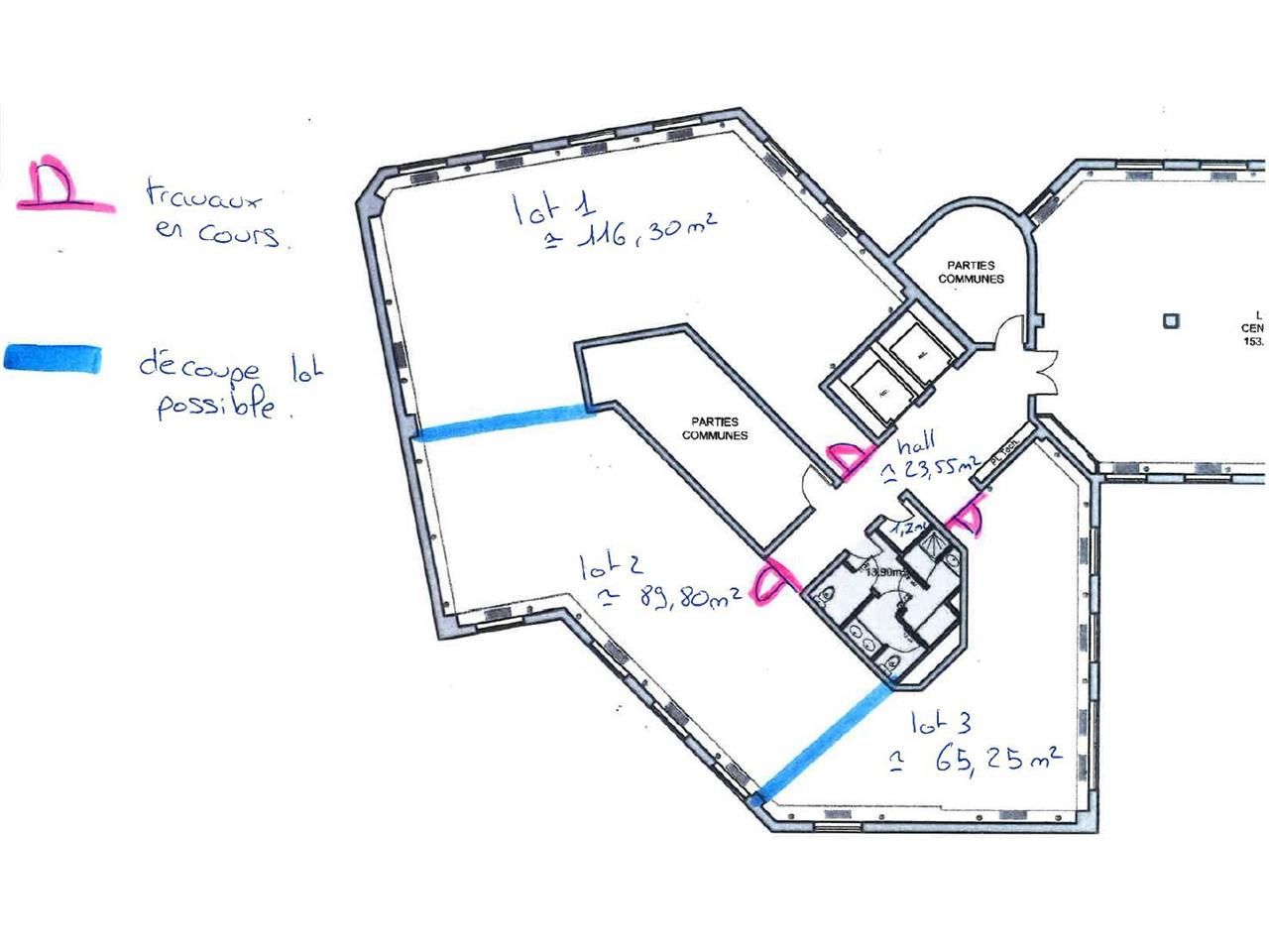 A proximité immédiate de la gare Part-Dieu, plate