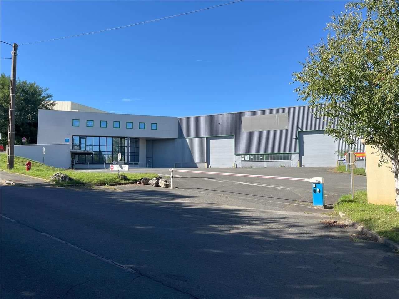 Vous recherchez un bâtiment indépendant à vendre 