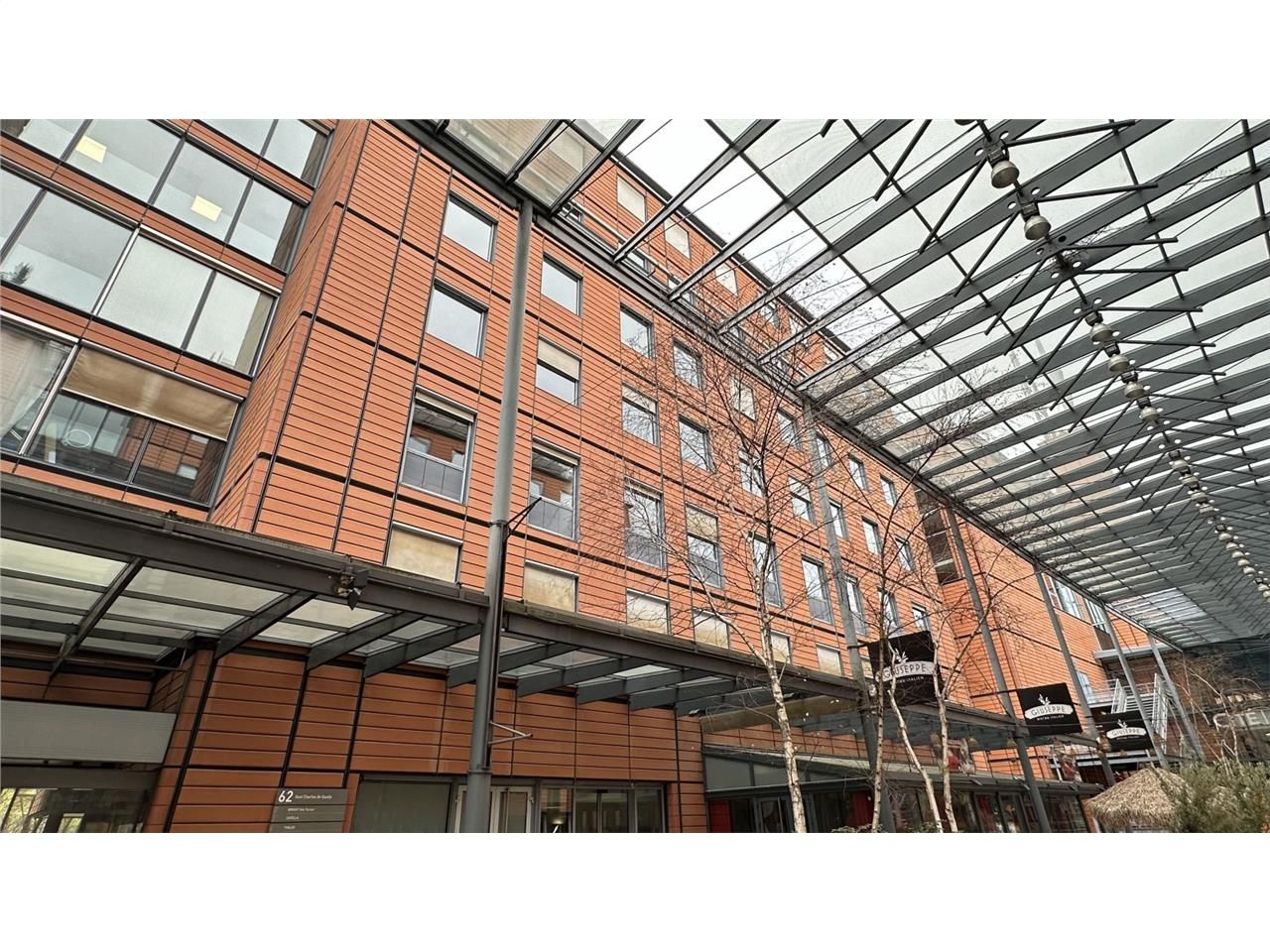 Nous vous proposons un plateau de bureaux à louer