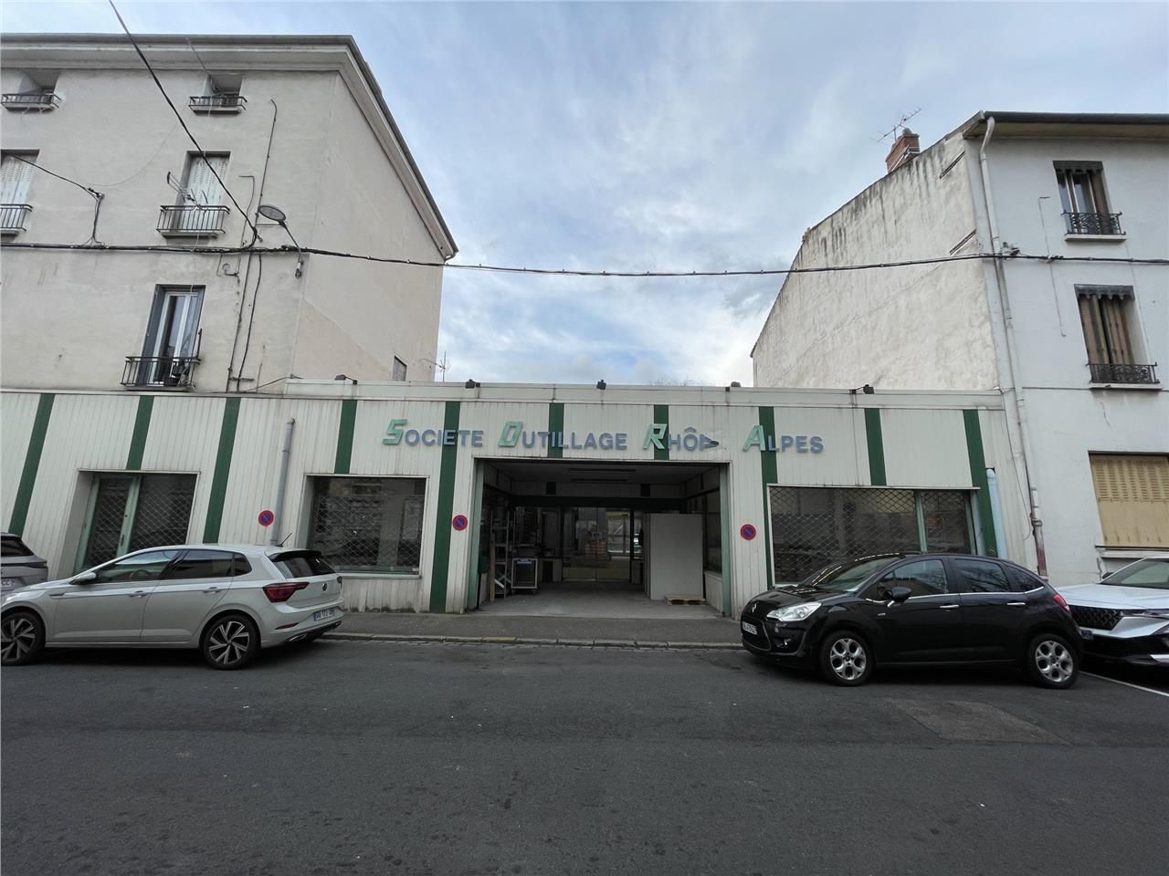 CBRE LYON vous invite à visiter ce local commerci