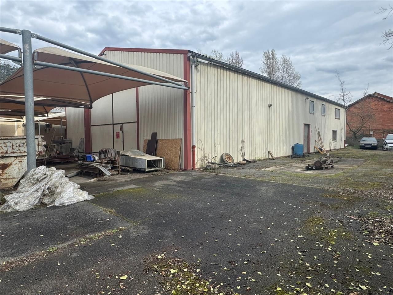 CBRE Lyon vous propose ce local d'activités dispo