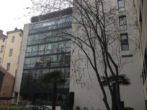 Au coeur du 6ème, surfaces de bureaux cloisonnées