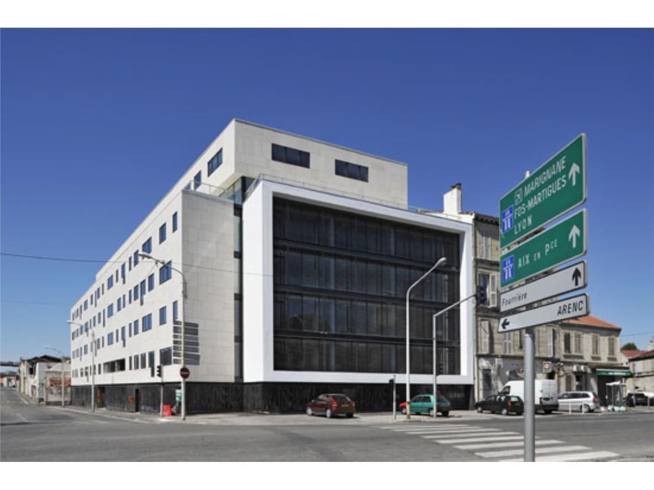 BUREAUX A VENDRE - 13002 MARSEILLE : CBRE vous pr