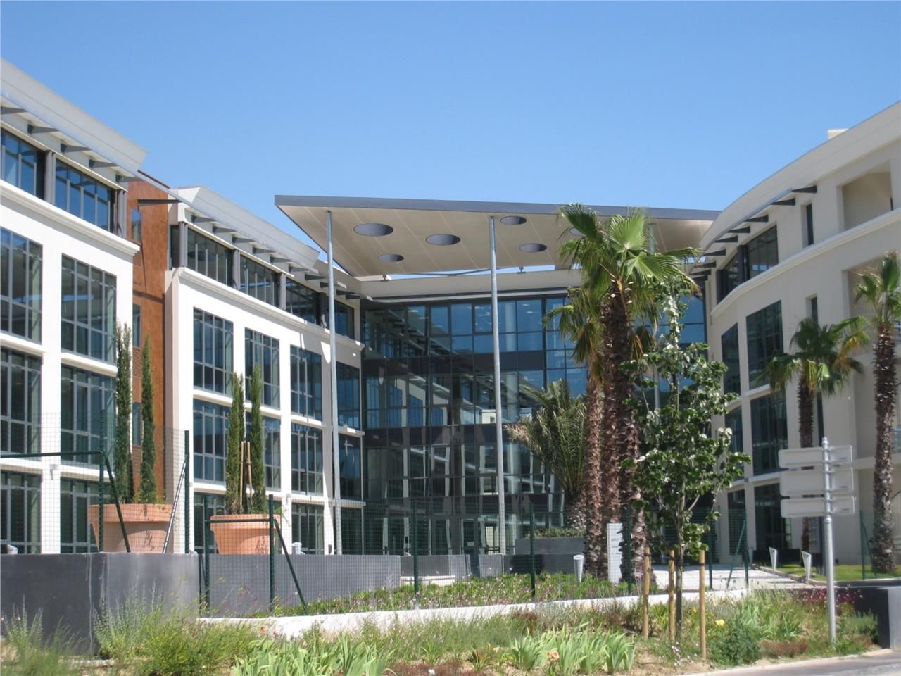 BUREAUX A LOUER - 13016 MARSEILLE - PLEIN OUEST :