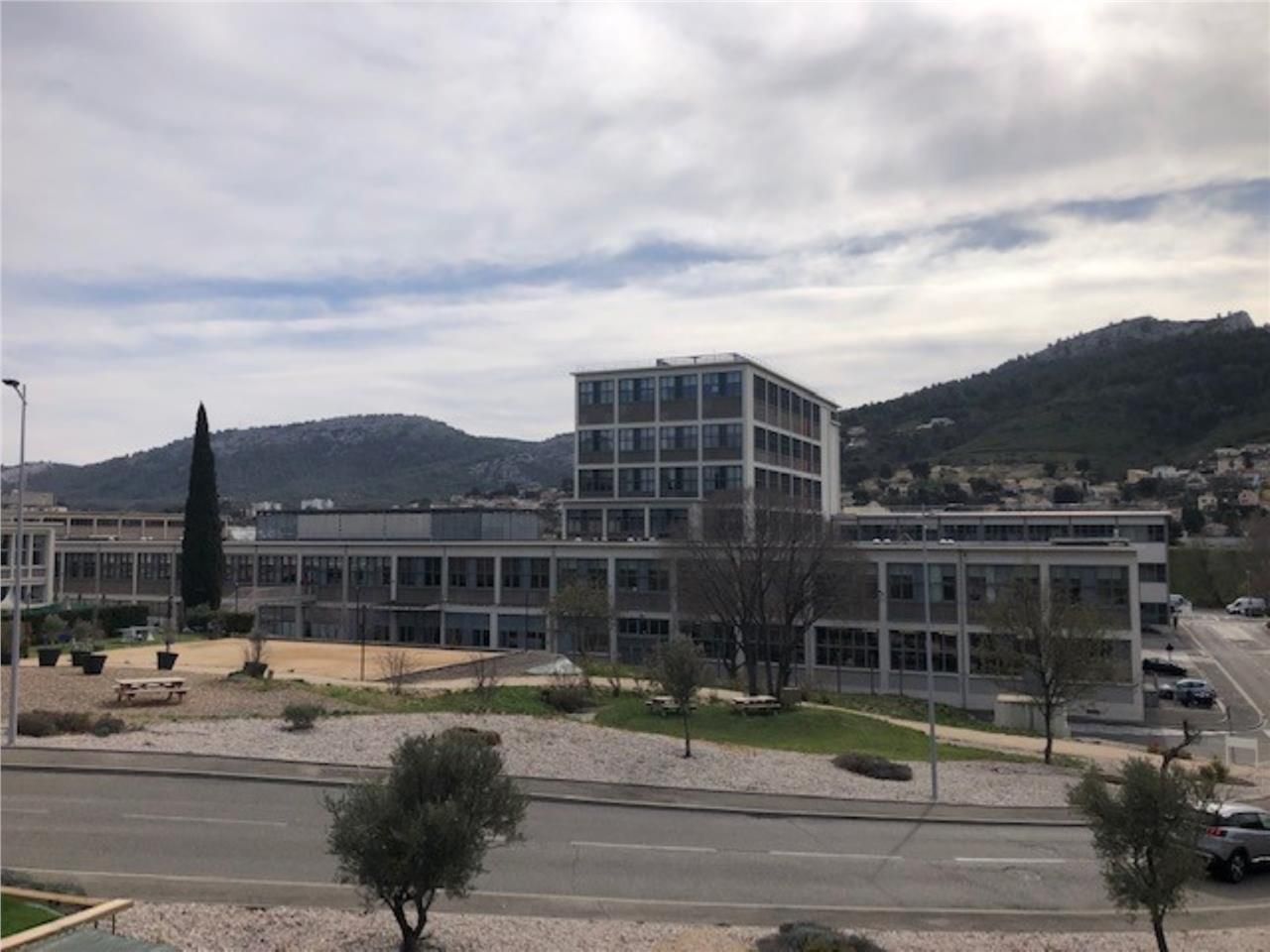 BUREAUX A LOUER - 13011 MARSEILLE - LE DOMAINE VA