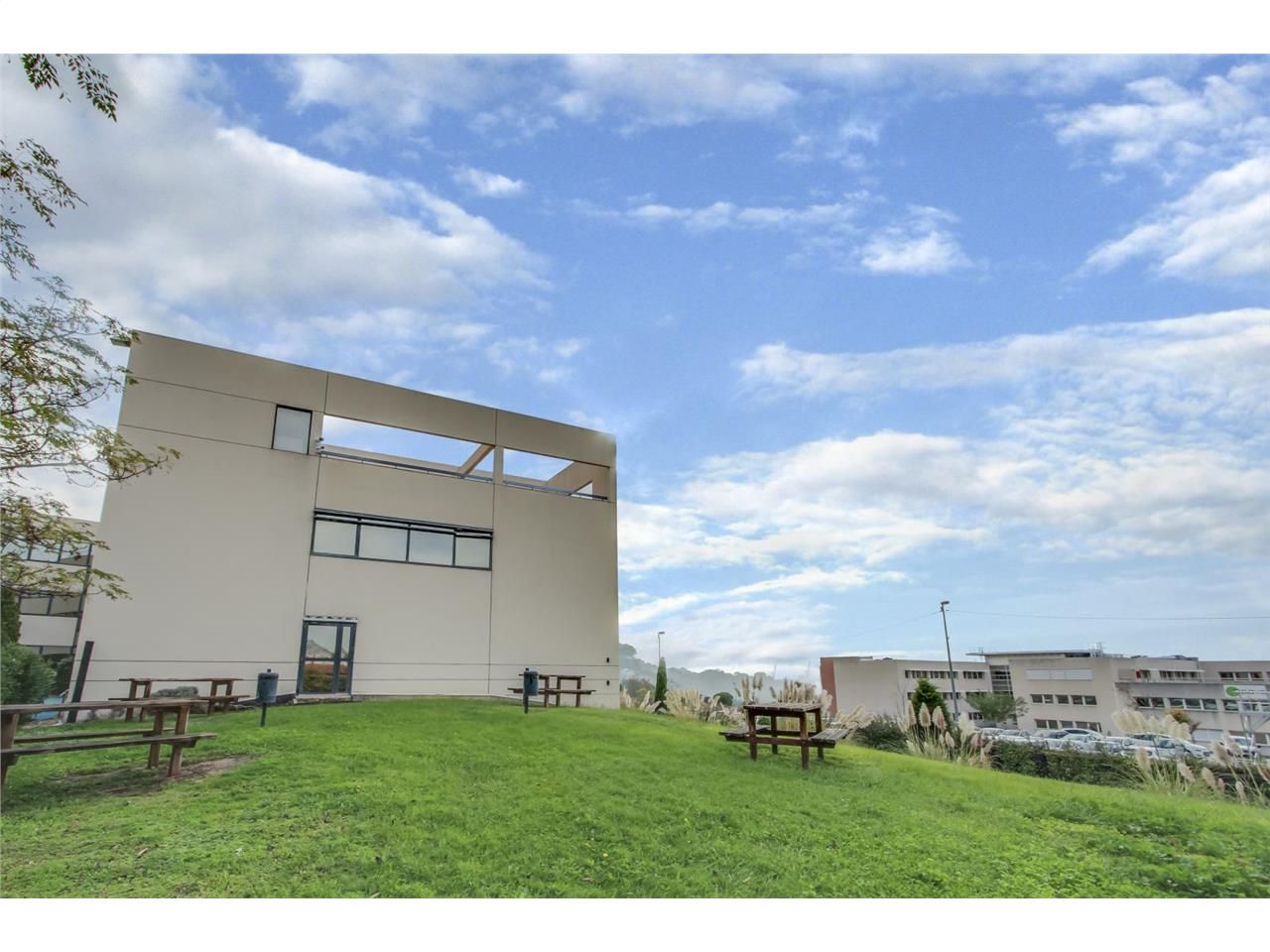 BUREAUX A LOUER - L'ESTAQUE - 13016 MARSEILLE : N