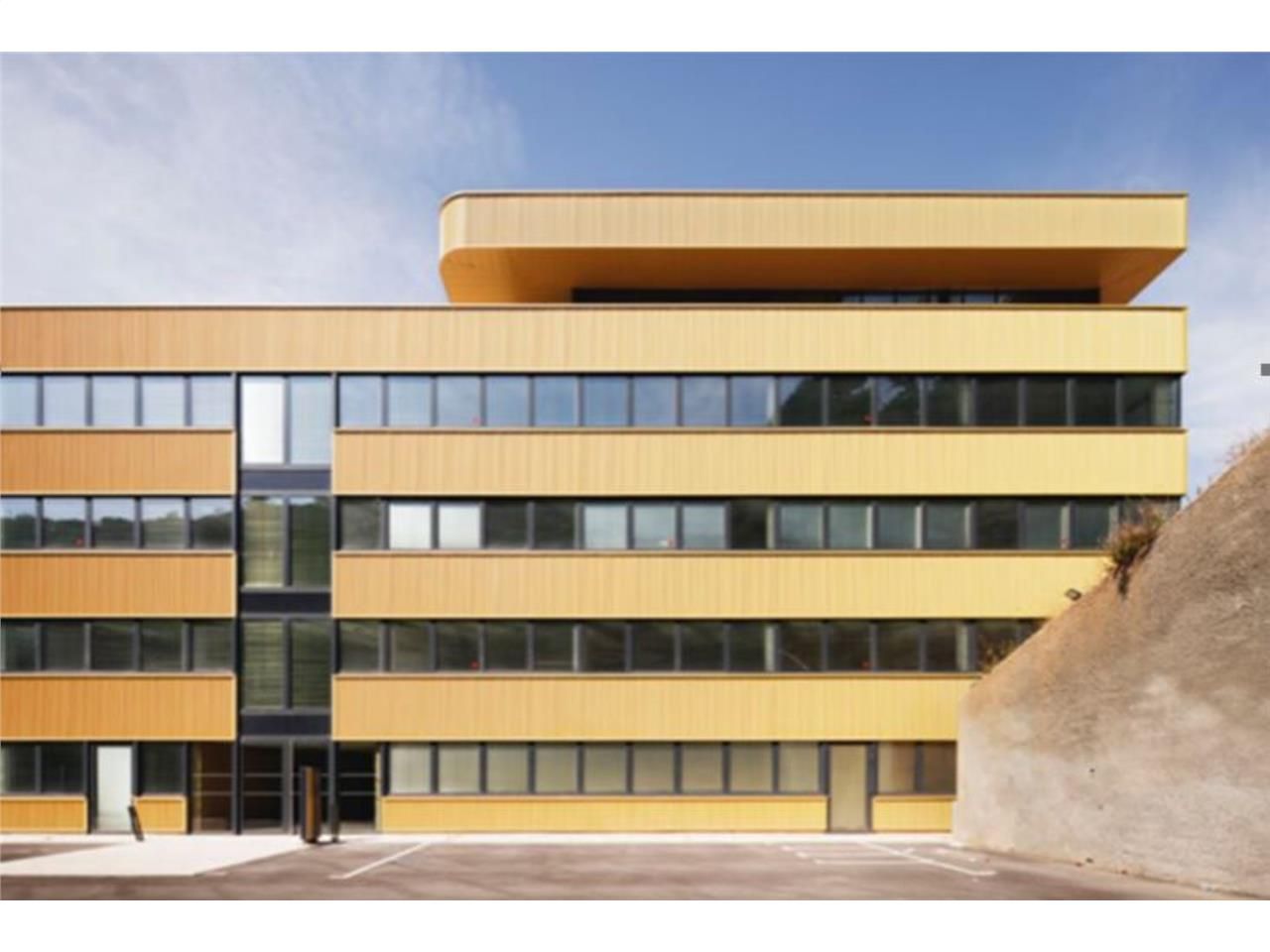 BUREAUX A LA LOCATION OU A LA VENTE - 13016 MARSE