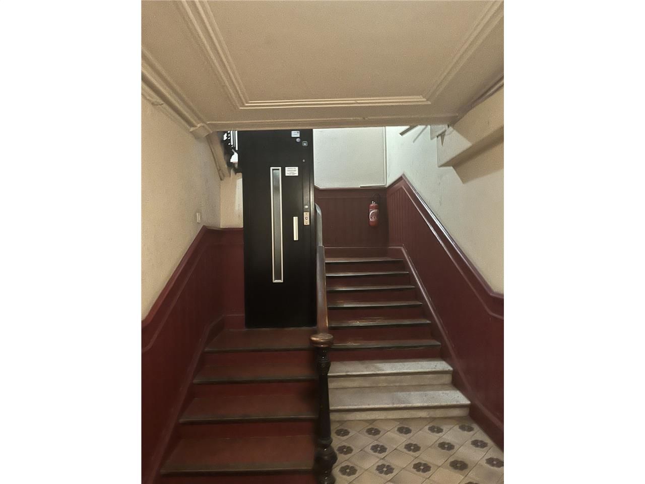 BUREAUX A VENDRE ou A LOUER - 13006 MARSEILLE. : 