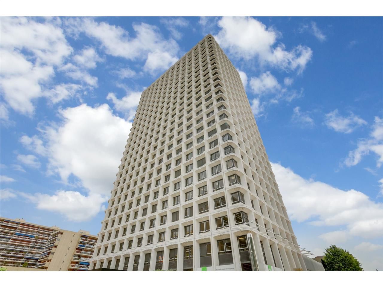BUREAUX A VENDRE - CANTINI A MARSEILLE 13006 : CB