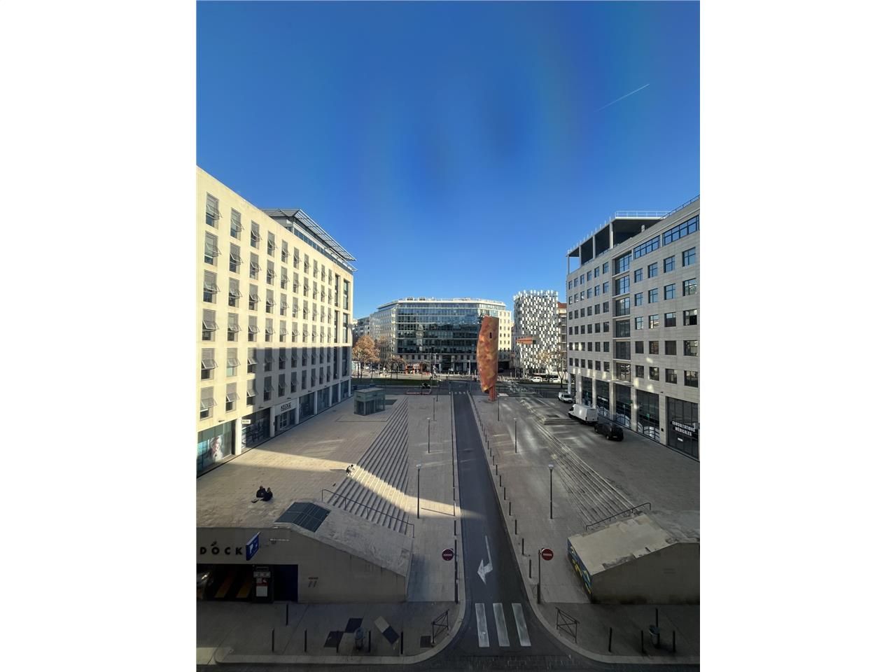 BUREAUX A LOUER - SECTEUR EUROMEDITERRANEE A MARS