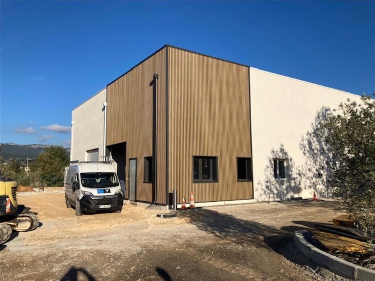 Situé dans la zone industrielle de Toulon Ouest s