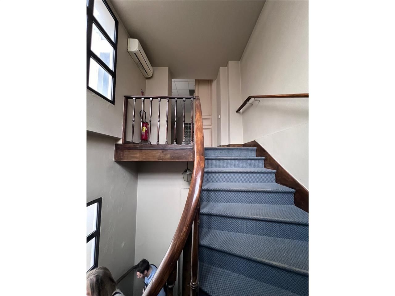 BUREAUX A LOUER - RUE PARADIS - 13006 MARSEILLE :