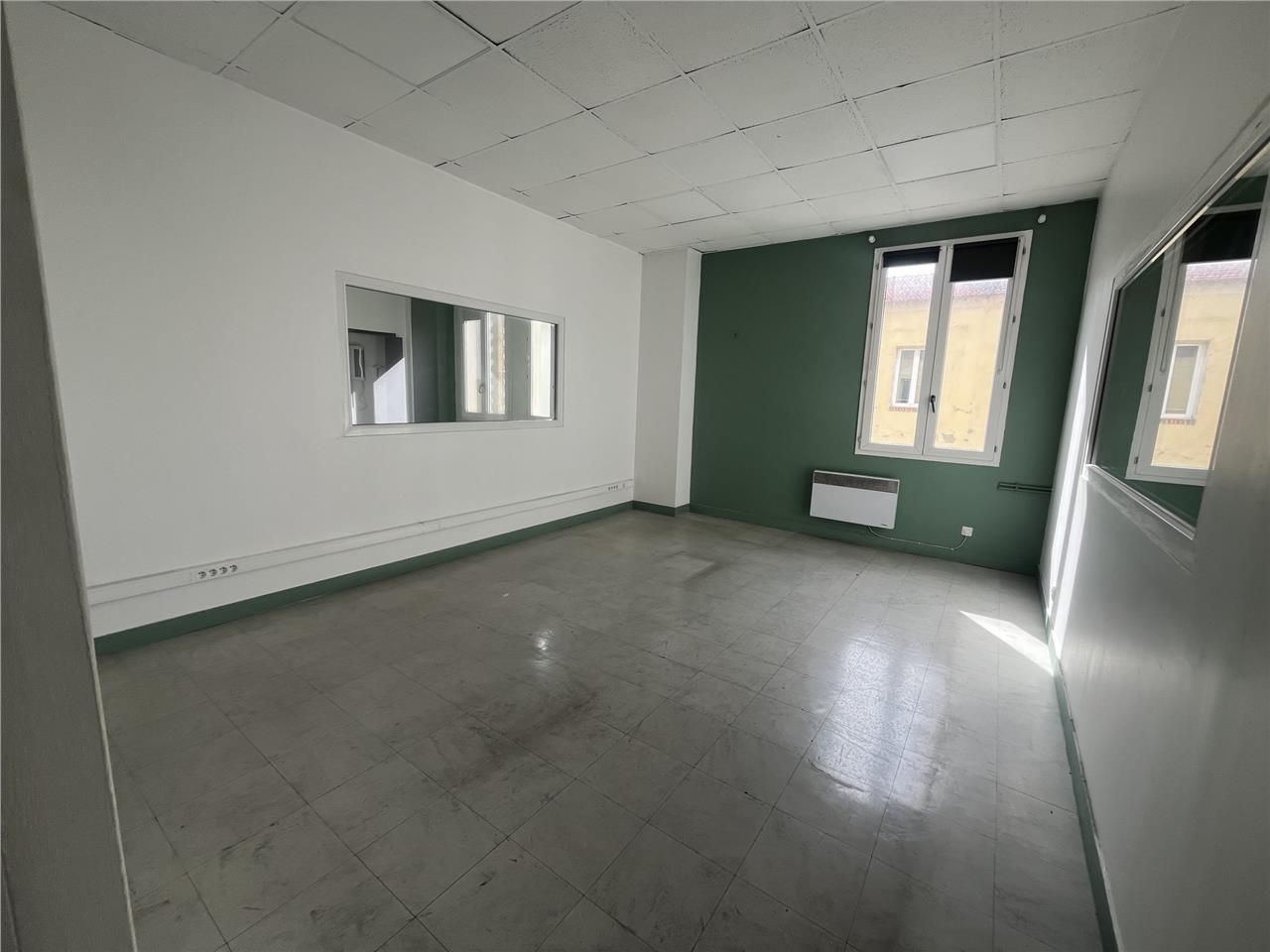 BUREAUX A VENDRE - 13015 MARSEILLE : Venez découv