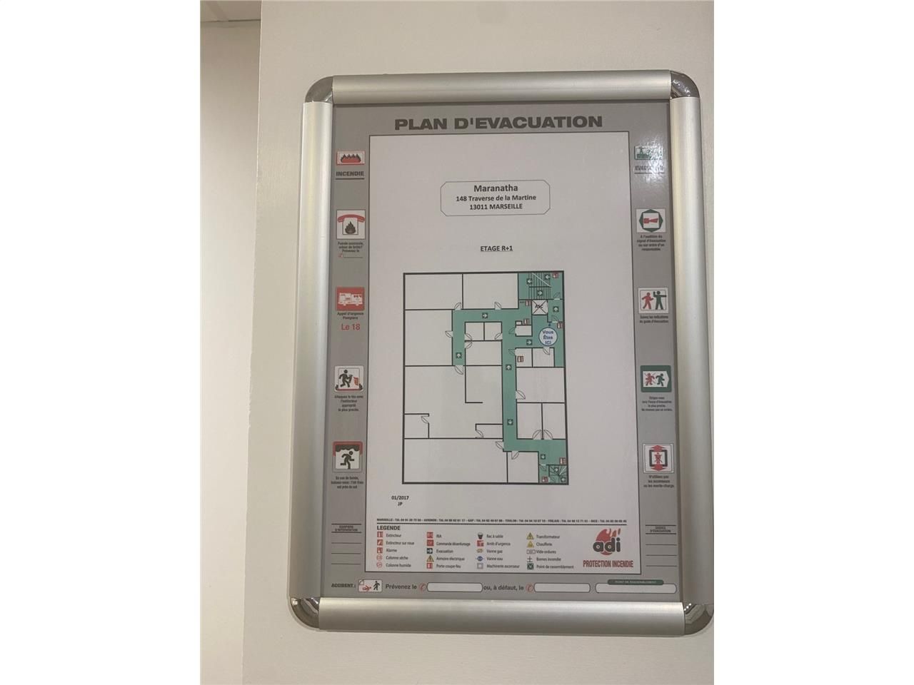 Location bureaux 400 m² non divisibles