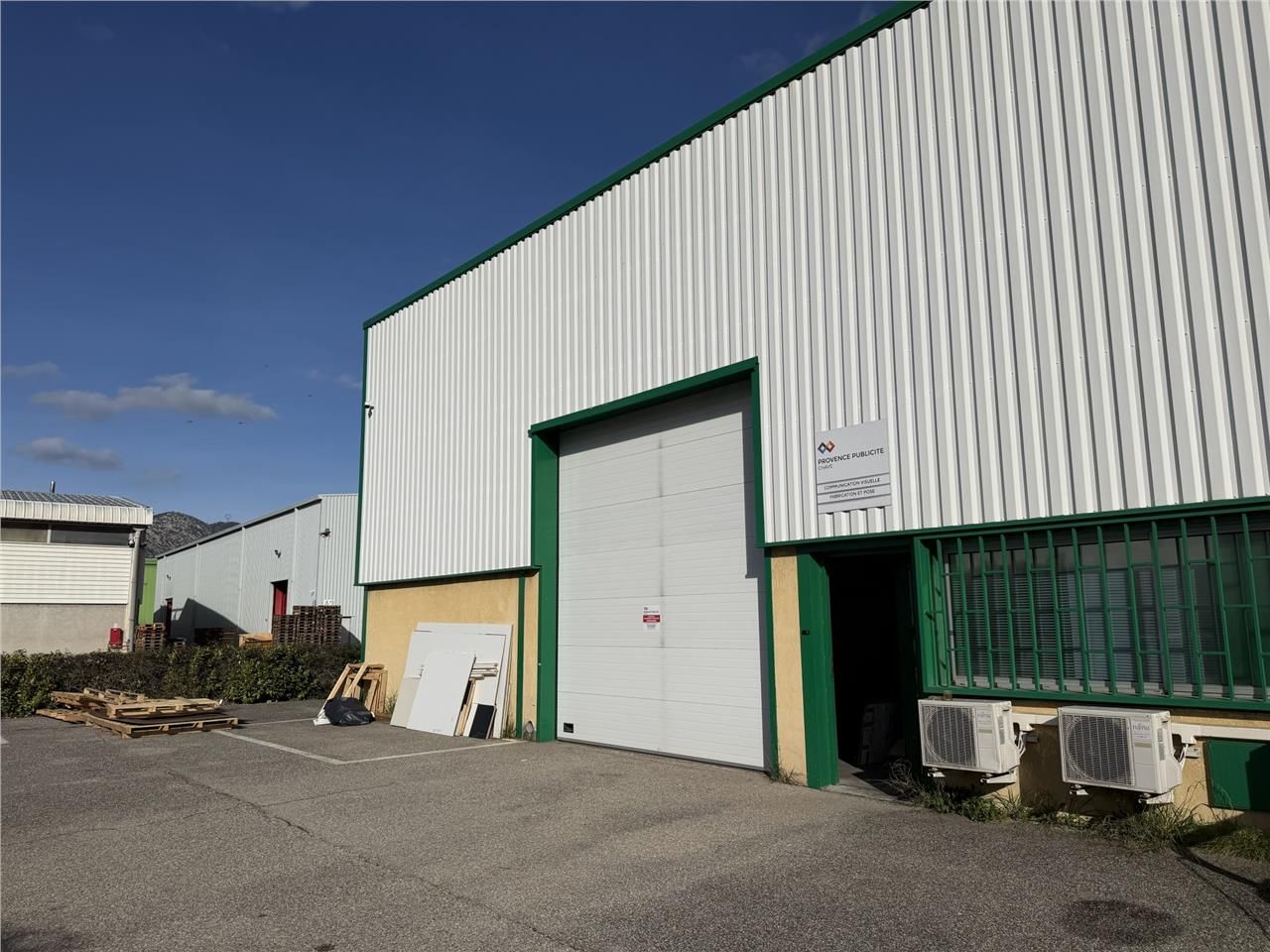LOCAUX D'ACTIVITE A LOUER - ZI PALUDS - GEMENOS :