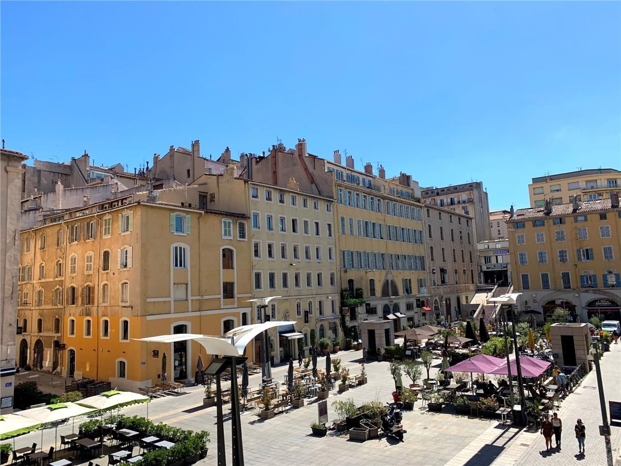 CBRE vous propose un plateau de bureaux rare à la