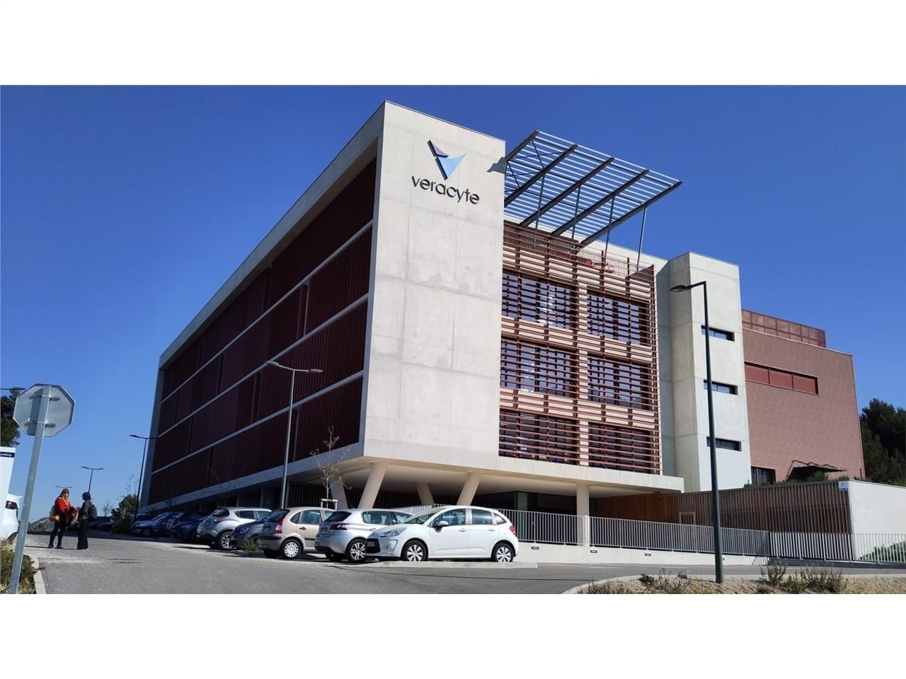 BUREAUX A LOUER PROCHE CAMPUS DE LUMINY - 13009 M