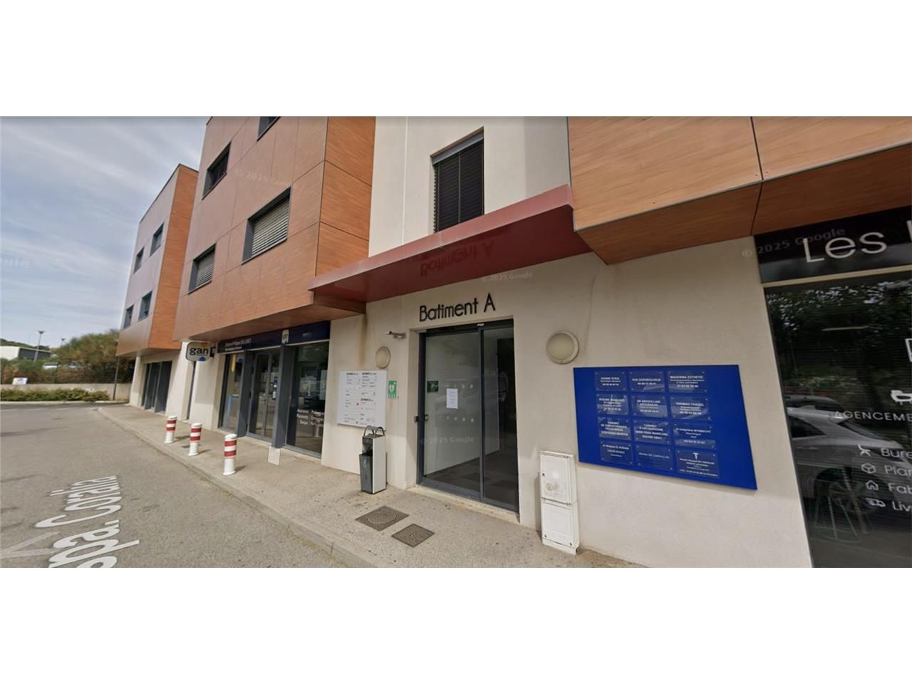 CBRE vous propose à la location 114 m² de bureaux