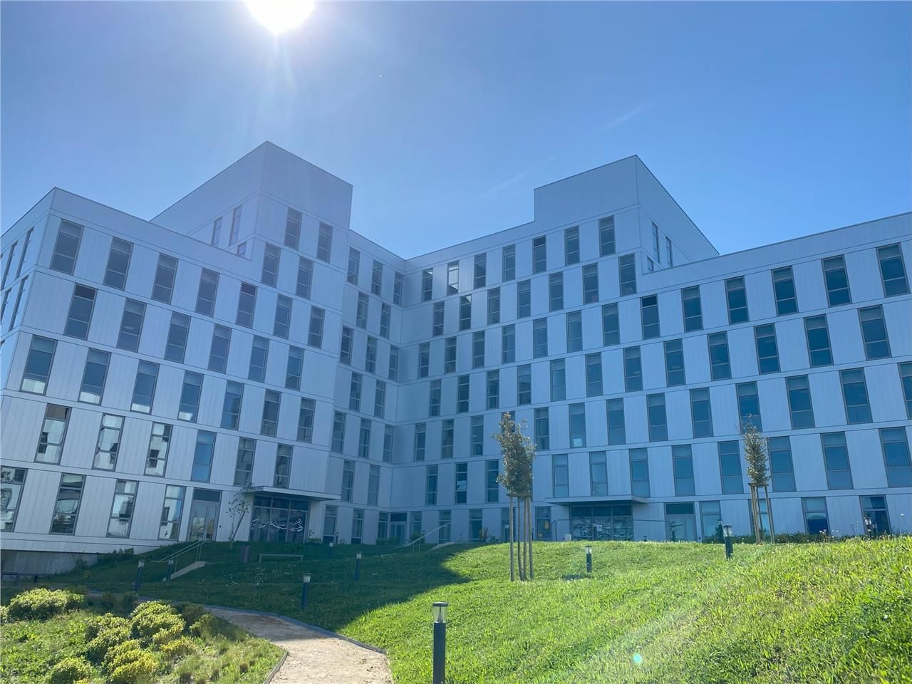 Saint-Herblain, au pied du tramway et à proximité