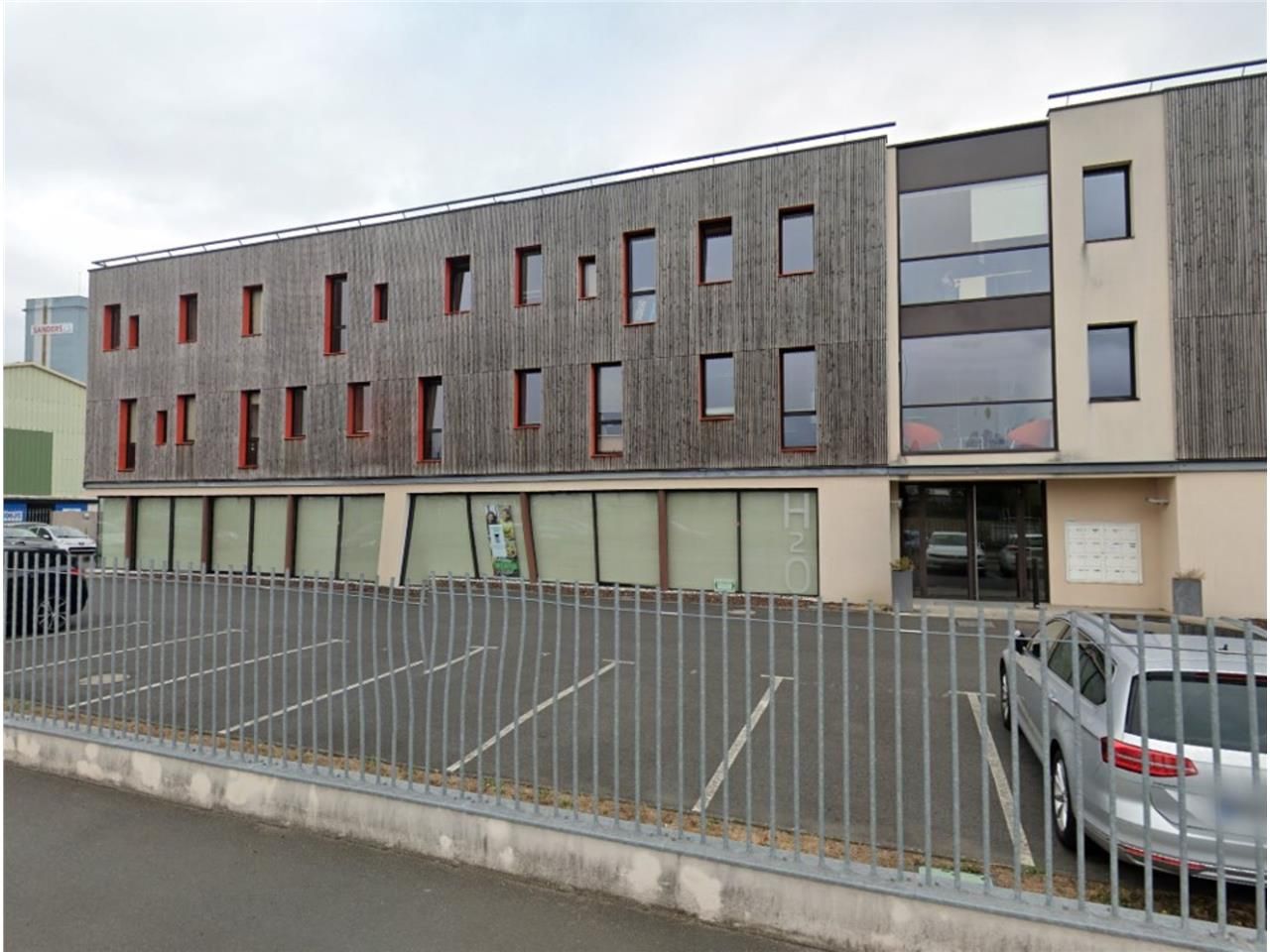 A louer, sud Loire, surface de bureaux en plein c