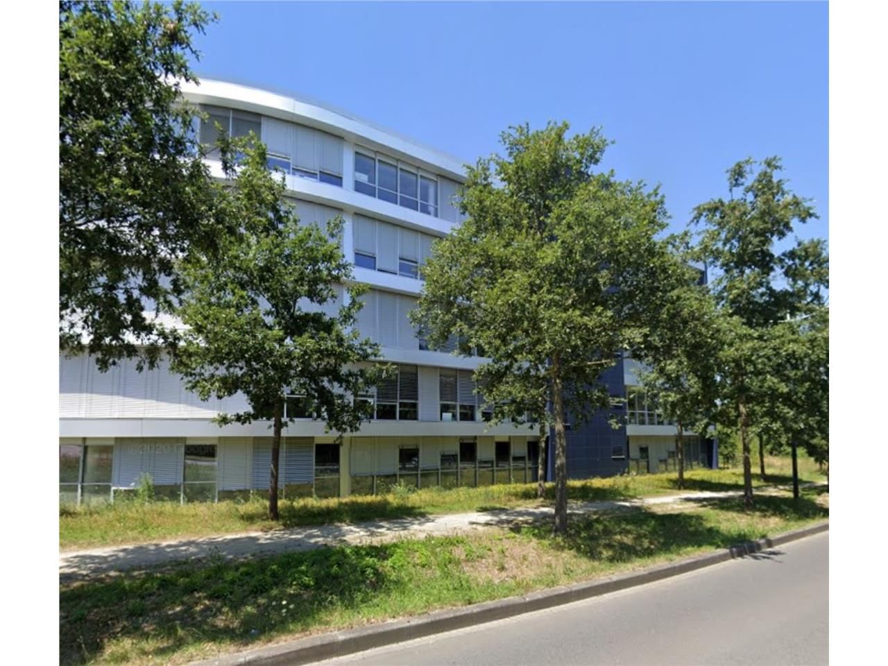 Au sein d'un campus qui regroupe la présence de g