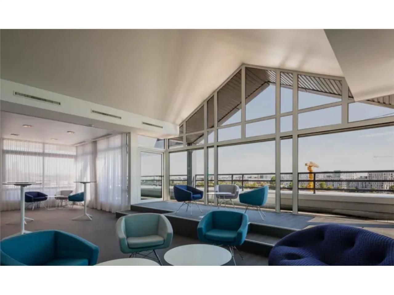 Idéalement situé, au pied du centre-ville histori