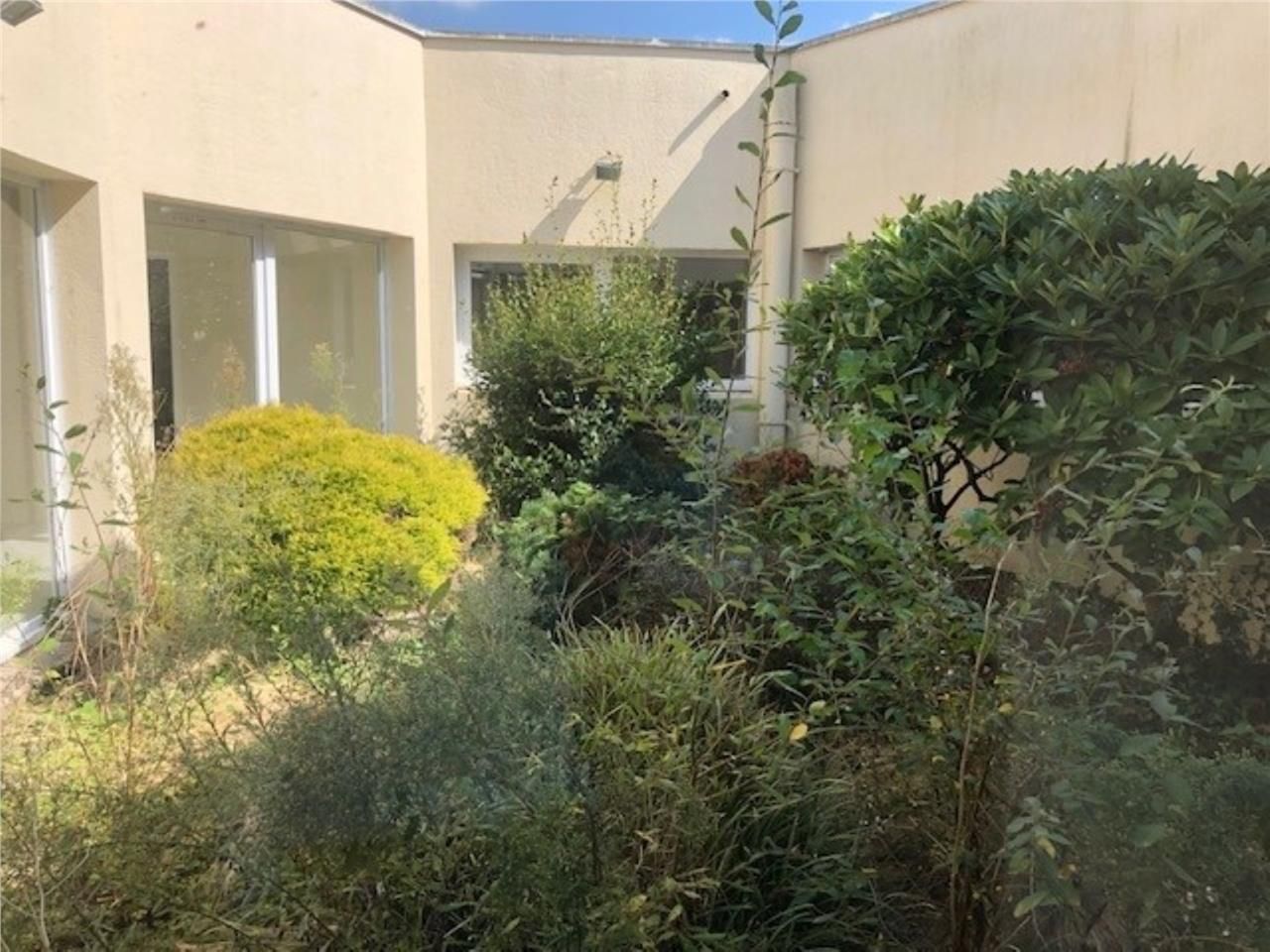 Au coeur de la zone d'activités d'Orvault, CBRE v