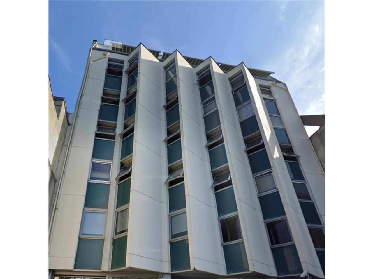 Idéalement situé, CBRE NANTES, vous propose un