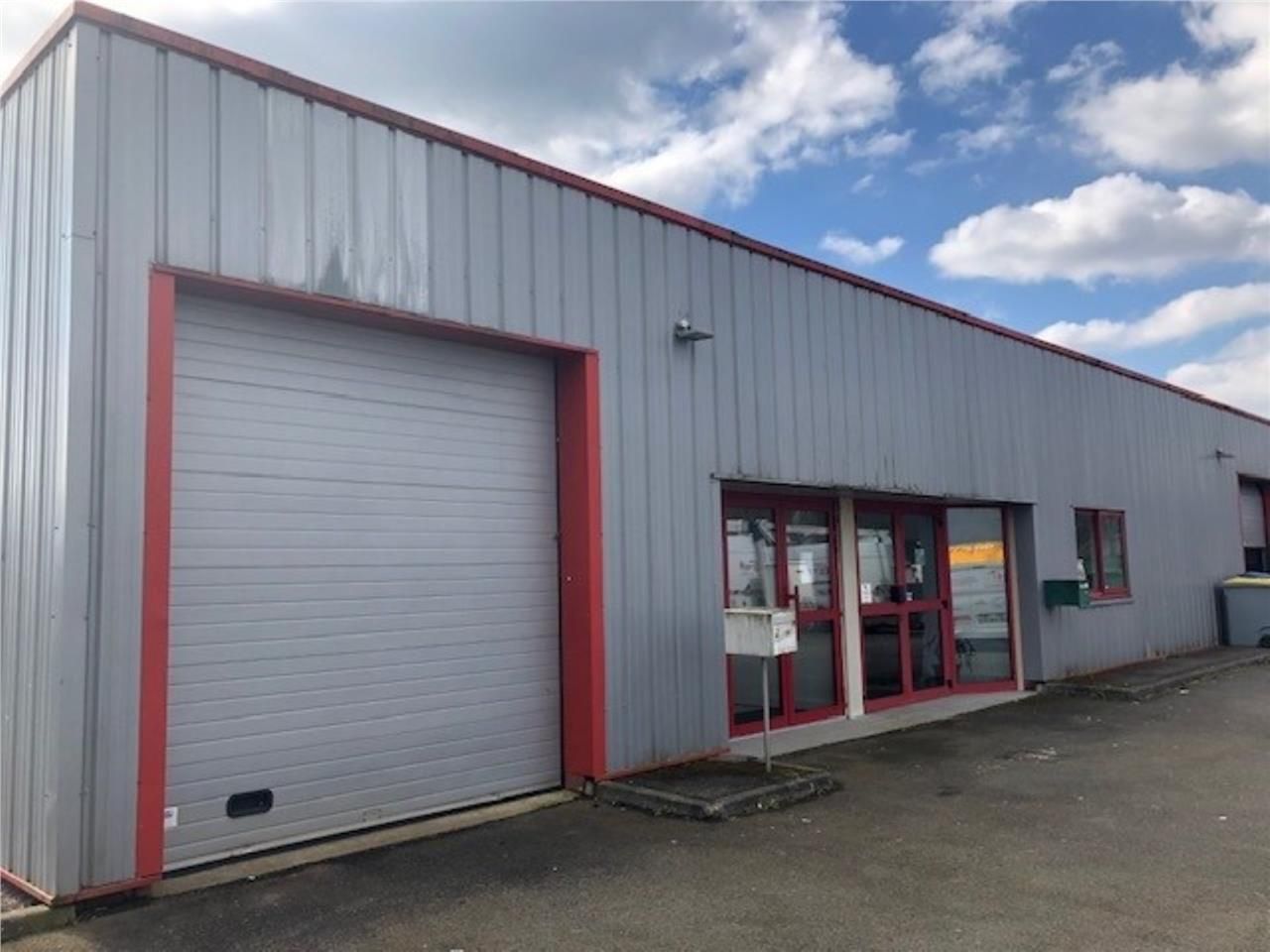 Dans la zone d'activités des Hauts de Couëron, à 