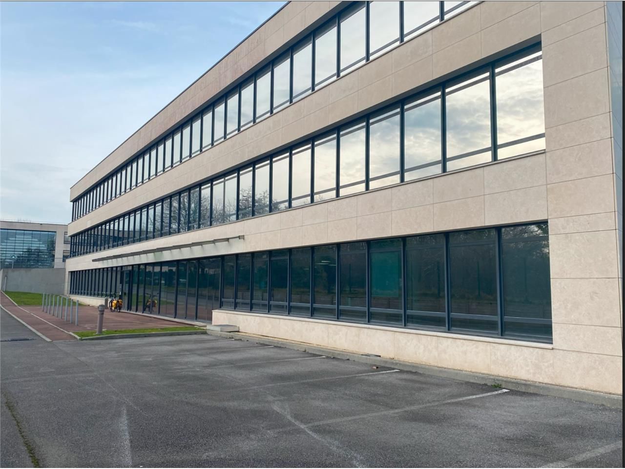 A proximité immédiate du périphérique Nantais (po