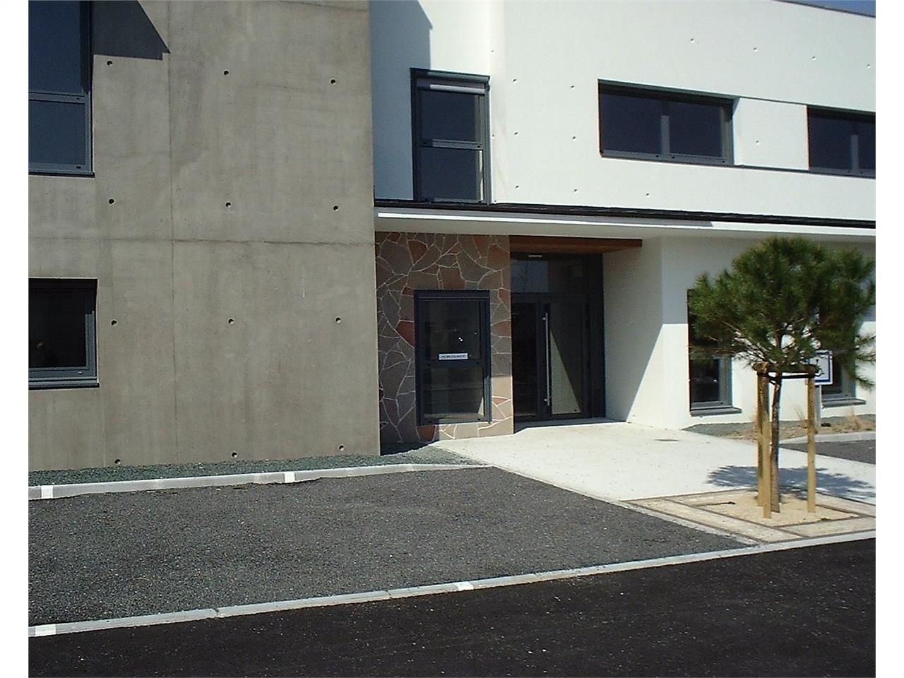 Au sein du parc tertiaire de la ZAC Moulin Neuf,